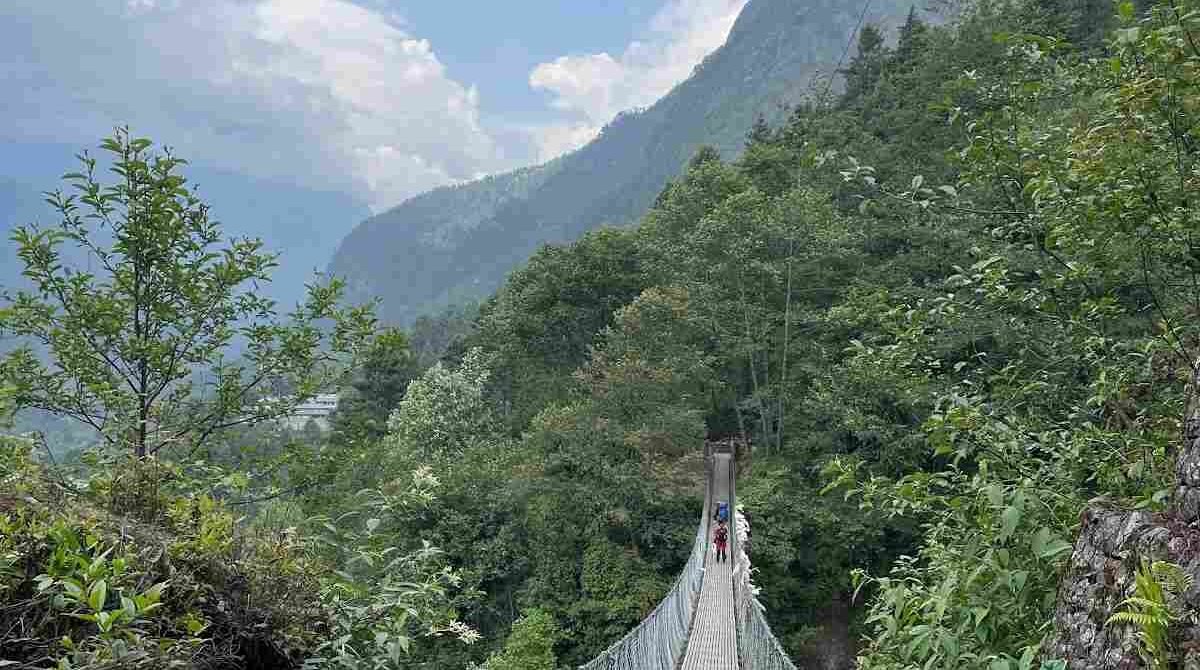 Everest Base Camp Trek in April: Spring Season Guide to Weather and Trail Conditions