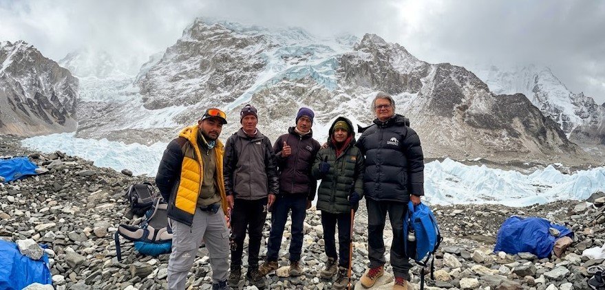 Everest Base Camp Altitude Sickness: What Your Guide Needs You to Understand